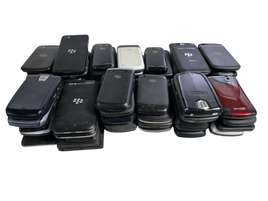 Lot of 65x Blackberry Phones [Untested] (