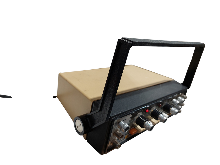B & K Percision DynaScan Corporation Pulse Generator Model: 3300 =