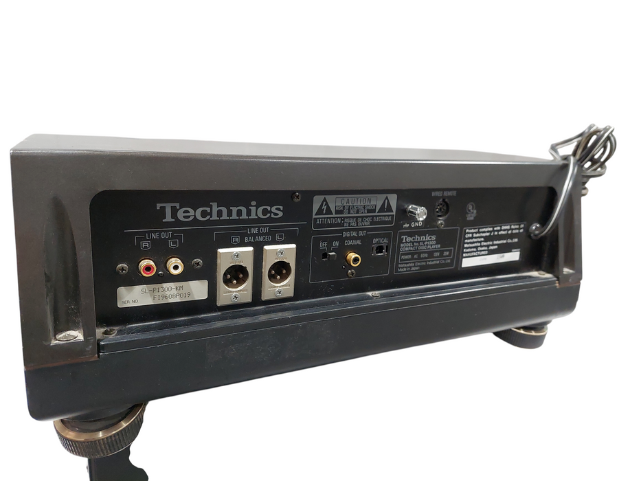 Technics Compact Disc Player Model: SL-P1300 Class AA  =
