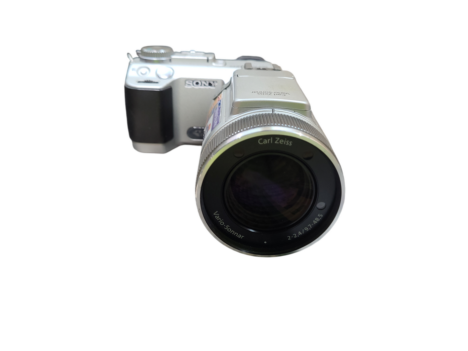Sony CyberShot DSC-F717 Digital Camera 5MP Tilt 10x Zoom Lens