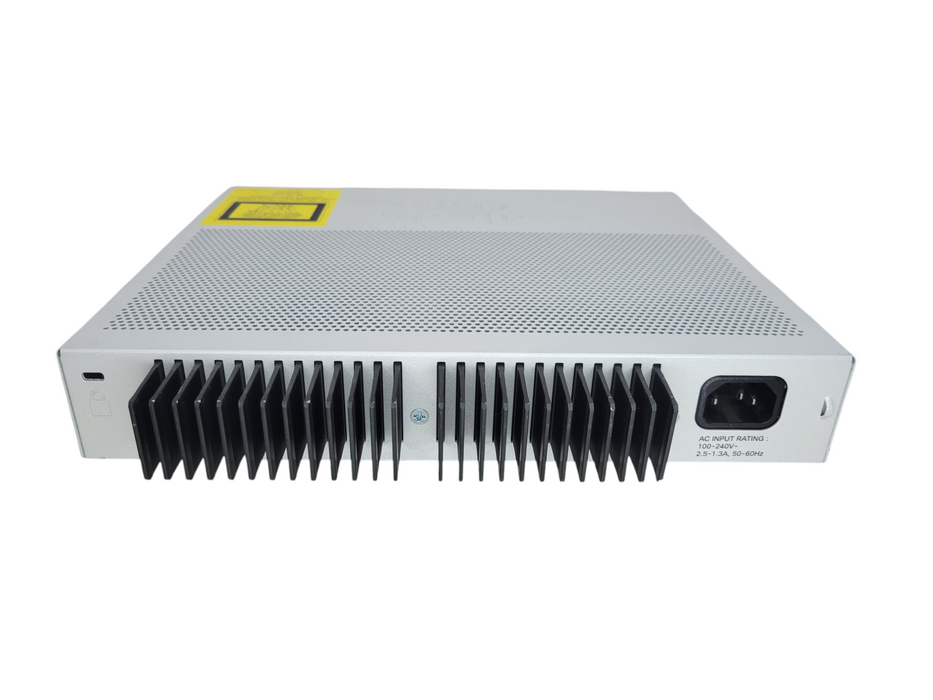 Cisco WS-C2960L-8PS-LL | 8-Port Gigabit PoE+ 2x SFP Silent Managed Switch Q%