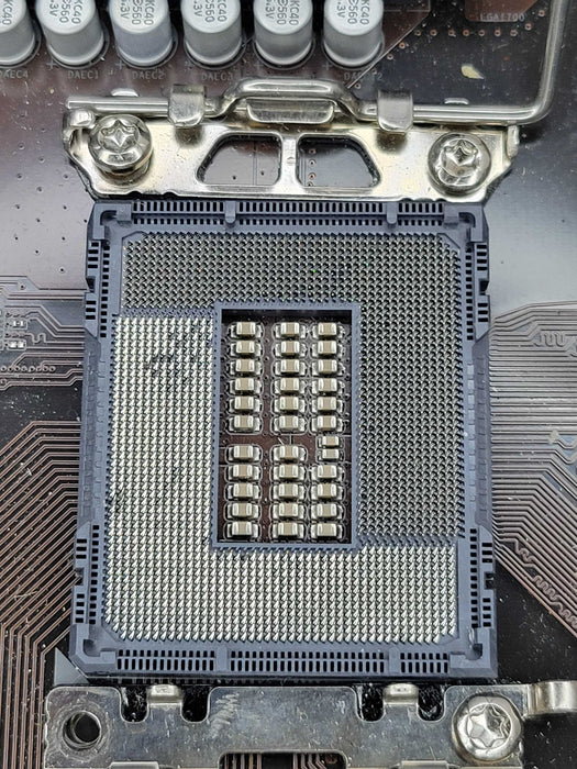 GIGABYTE B760 GAMING X AX Socket 1700 (13th-Gen Intel DDR5)(READ) %