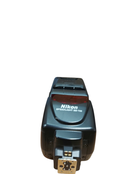 Nikon SB-700 Speedlight Shoe Mount Flash SB700