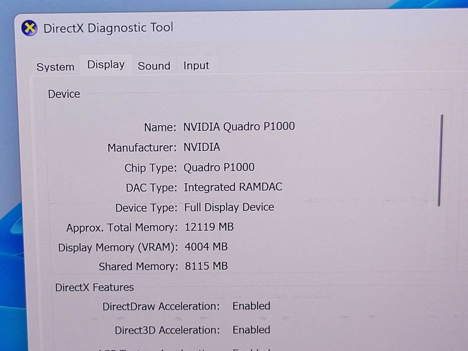HP Z Book Studio G5 - Core i7-8750H 16GBB DDR4  256GB NVME QUADRO P1000 % Lap200