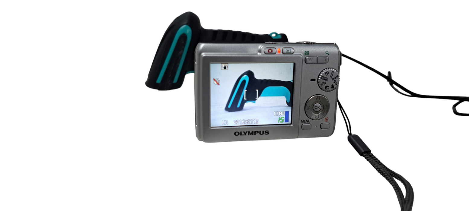 Olympus FE-190 Digital Camera 6.0MP W/ Battery