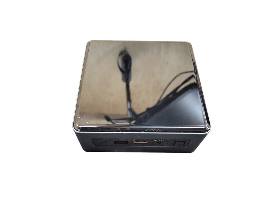 Intil NUC NUC8BEB Mini PC i3-8109U|8gb DDR4 RAM|256gb !
