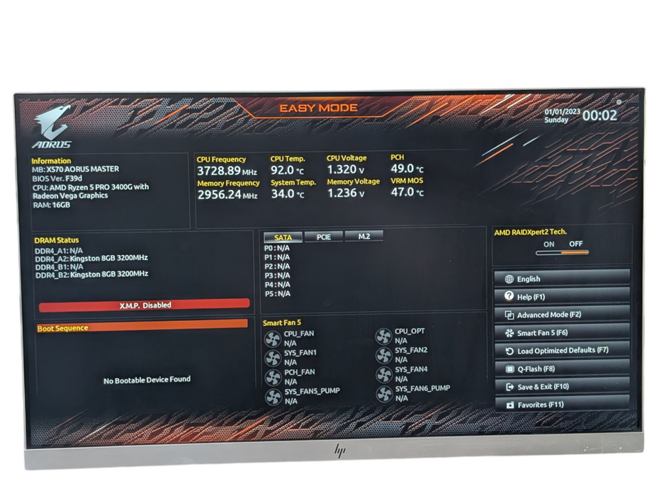 Gigabyte X570 AORUS MASTER with AMD RYZEN 3400G & 16GB RAM   -