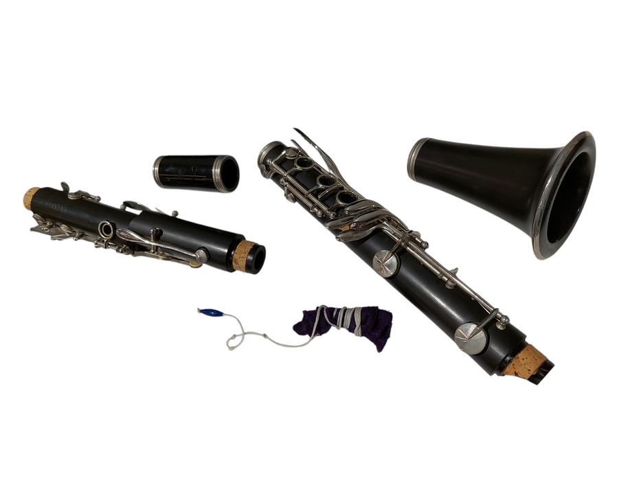 Selmer Aristicat CL600 Clarinet  =