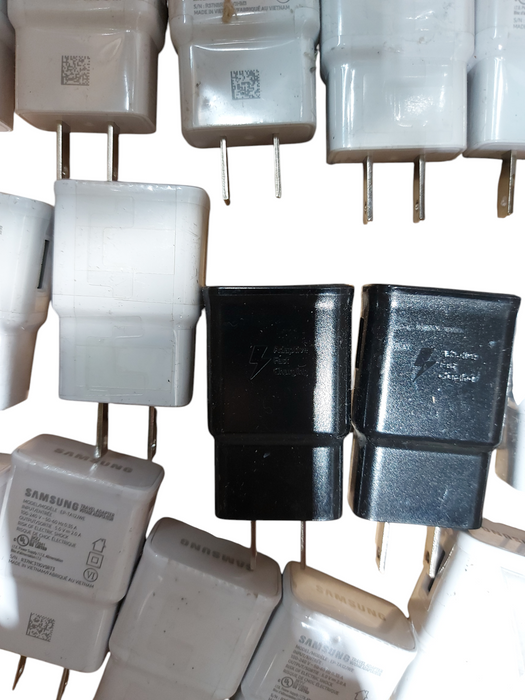 Lot 36x Samsung charging brick