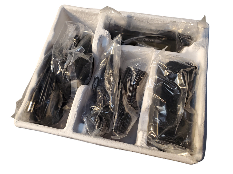 Sirius XM Satellite Radio Stratus 7 Radio & Home Kit SV7H1C - Open Box