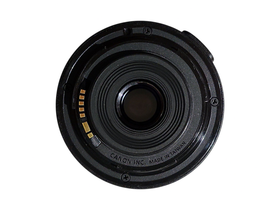 CANON ZOOM LENS EF-S 18-55mm 1 : 3.5- 5.6 III