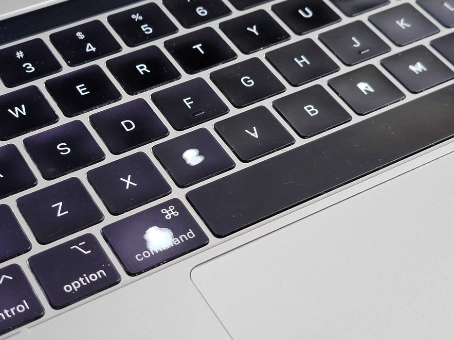 Apple Macbook Pro 2019 13" 4-Core i5-8257U @ 1.4GHz 8GB DDR3 120GB SSD