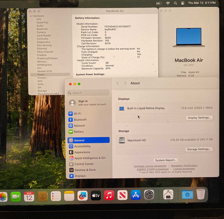 Apple MacBook Air 13 M2 2022 Space Gray 8GB RAM 256GB  SSD No Power Adapter