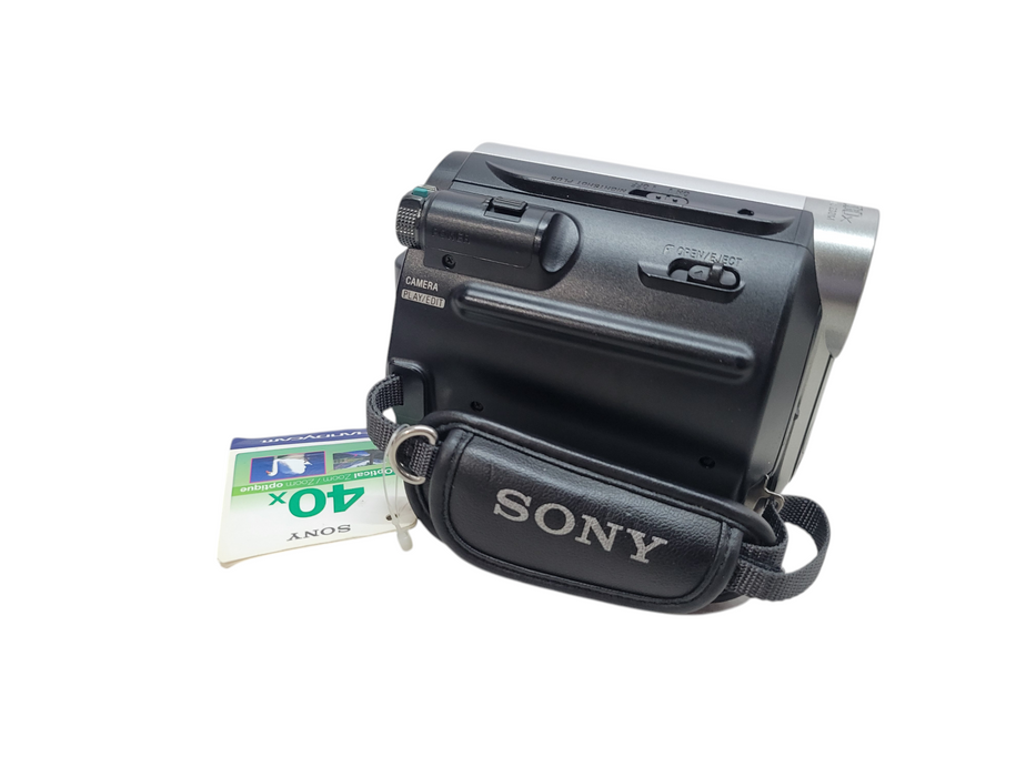 Sony DCR-HC52 Silver MiniDV HandyCam Camcorder w/ Battery %