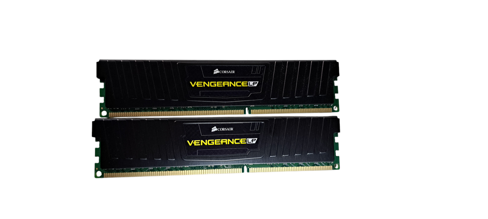 Corsair Vengeance LP 16GB (2×8GB) DDR3-1600 PC3-12800 CL10 Desktop RAM Kit Q