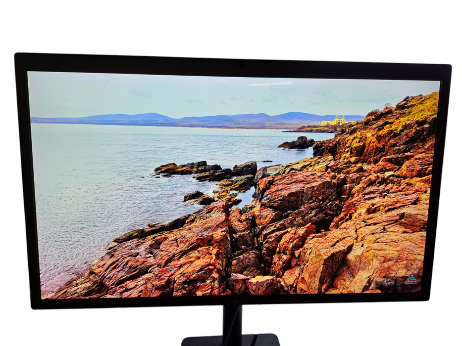 LG Ultrafine 27MD5KA 27 Inch 5K Thunderbolt USB-C Monitor *READ* )