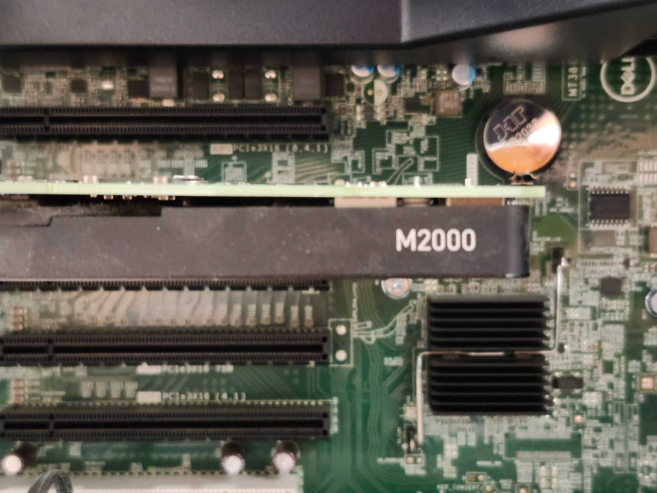 Dell Precision 5820, Xeon W-2133 3.60GHz, 32GB DDR4, M2000, 950W PSU