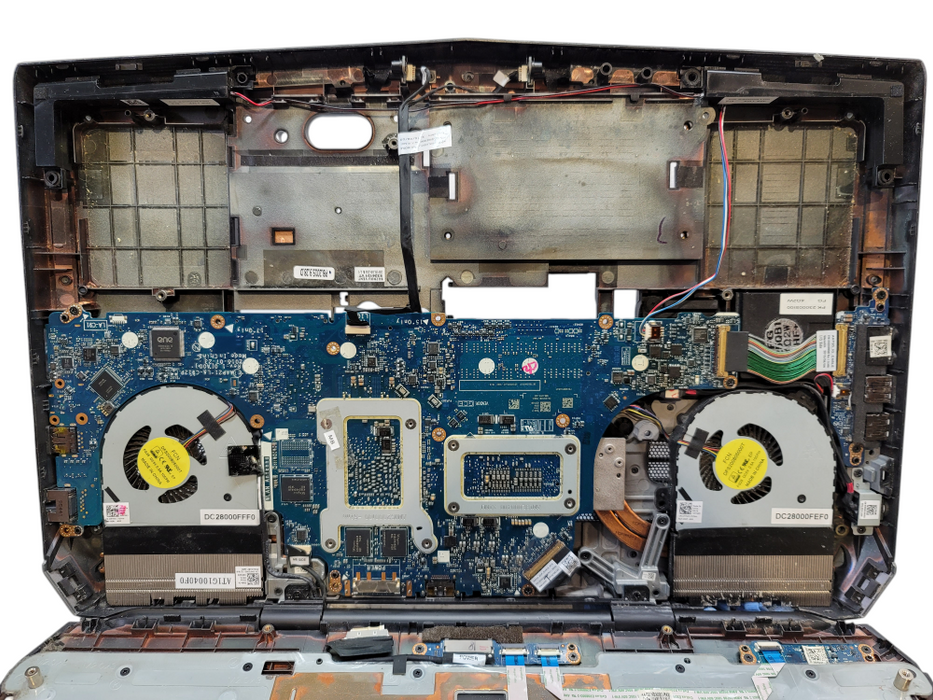 Alienware 17 R3 i7-6th Gen 8GB DDR4 FOR PARTS/REPAIR  β Lap200